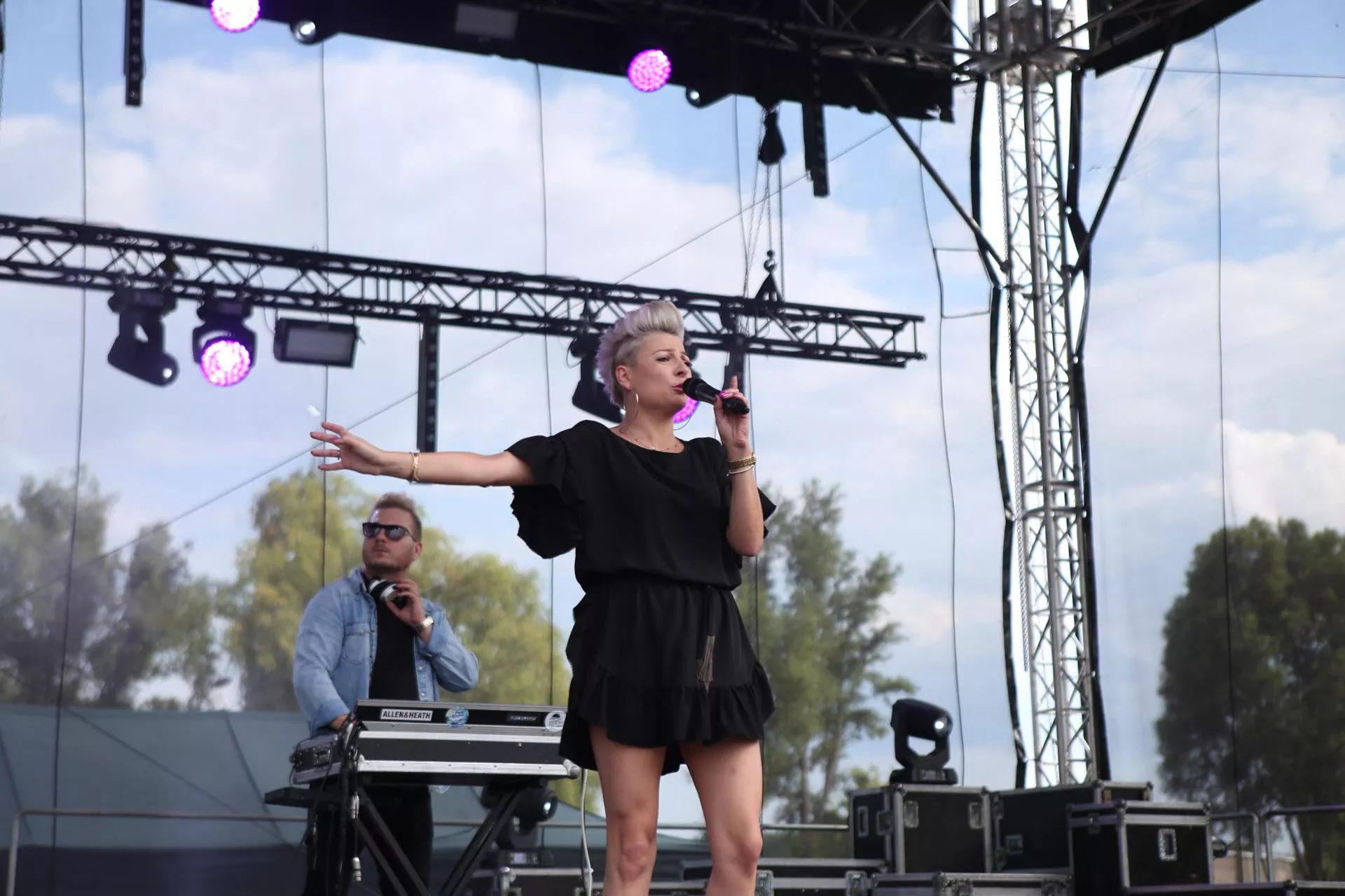 Ogromny pożar na Marywilskiej w Warszawie! Odbywały się tam koncerty disco polo!